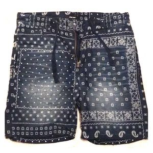 CHIP FOSTER Discharge Print Surf Short. Size 33.
